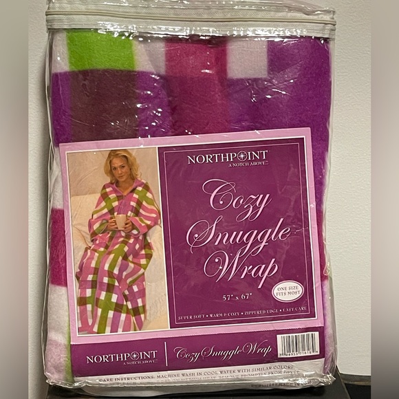 Northpoint NEW Zippered 57โ x 67โ Snuggle Wrap Blanket Cozy Home Camping Travel - Picture 1 of 6